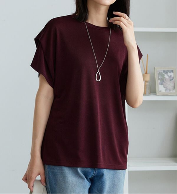 BELLUNA（ベルーナ）の「【2点セット】ネックレス付シャイニーかのこプルオーバー（カットソー）」｜ワイン