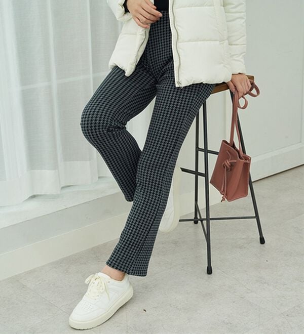 BELLUNA（ベルーナ）の「まるではく毛布！静電防止付裏ファーイージーパンツ（フルレングスパンツ）」｜詳細画像