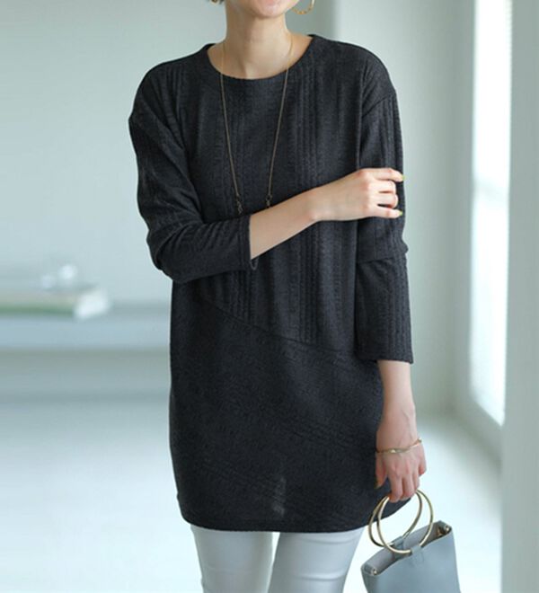 BELLUNA（ベルーナ）の「杢調ランダムテレコ切替チュニック（チュニック）」｜詳細画像