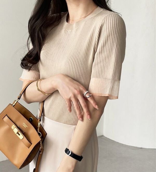 GeeRA（ジーラ）の「『ドラマ着用商品』 袖口シアーリブニット（ニット・セーター）」｜詳細画像