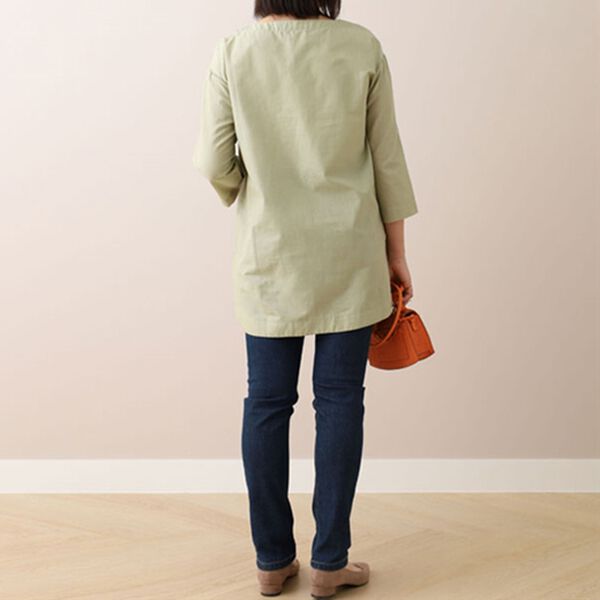 BELLUNA（ベルーナ）の「刺しゅうデザインチュニック（チュニック）」｜詳細画像