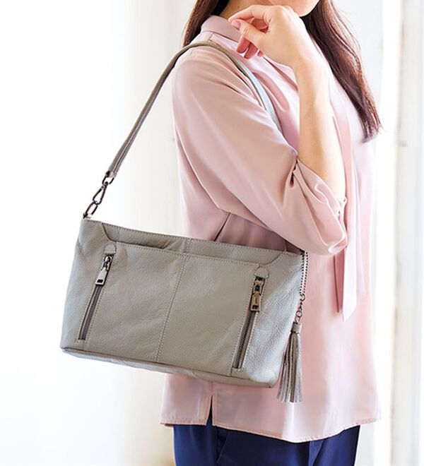 BELLUNA（ベルーナ）の「牛革多ポケット２ＷＡＹ手提げ（ハンドバッグ）」｜詳細画像