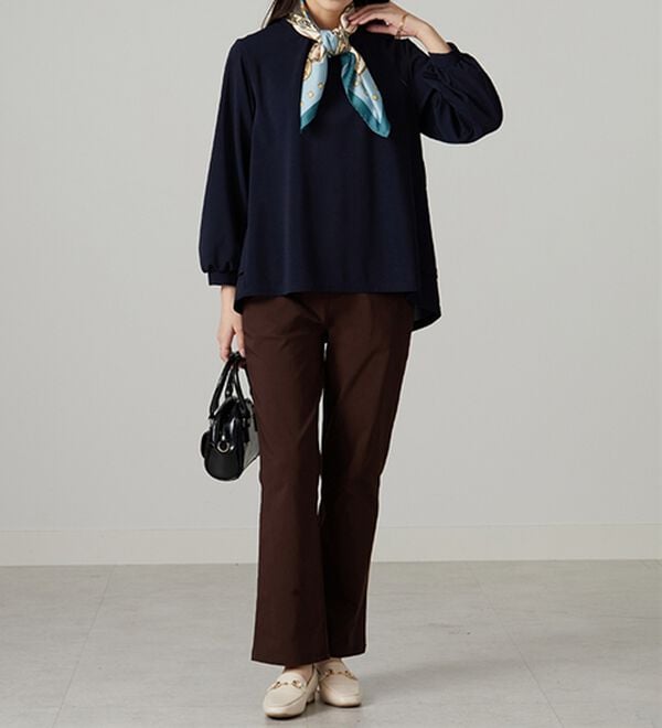 BELLUNA（ベルーナ）の「【再入荷】ボリューム袖美人顔バックフレアーＴブラウス（ブラウス）」｜詳細画像