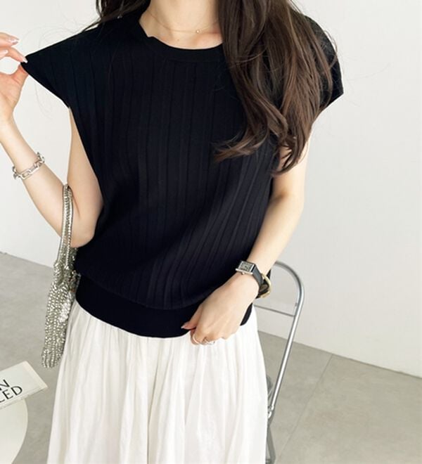 GeeRA（ジーラ）の「プリーツ編フレンチスリーブリブトップス（ニット・セーター）」｜詳細画像