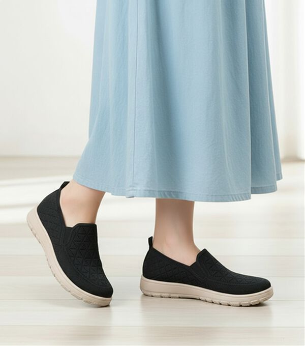 BELLUNA（ベルーナ）の「やわフィット！軽量オブリークニットスリッポン＜幅広4E＞（スリッポン）」｜詳細画像