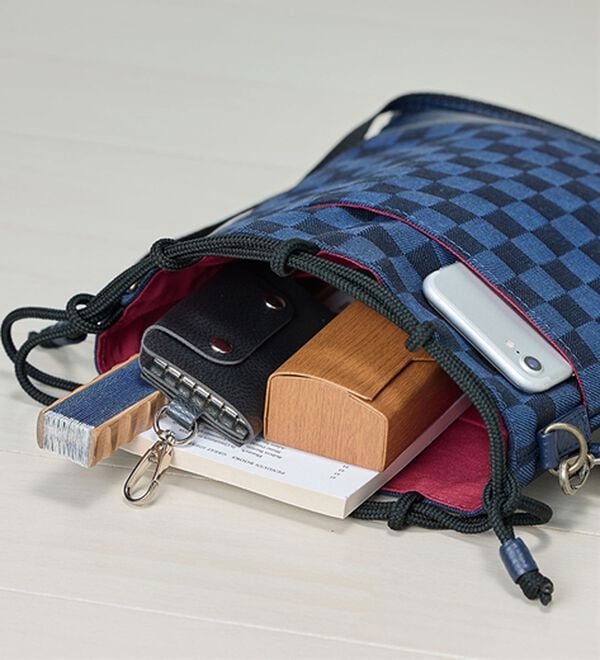 「倉敷デニム&times;姫路レザー２ＷＡＹイマドキ信玄袋（その他メンズバッグ）」｜詳細画像