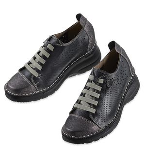 ルフラン（ルフラン）の「ｔｏ　ｂｅ　ｃｏｎｔｉｎｕｅｄ　厚底パンチングスニーカー（スニーカー）」｜ブラック／ブラック