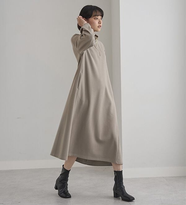 BELLUNA（ベルーナ）の「ポケット付ハーフジップフレアーワンピース（カットソーワンピース）」｜詳細画像