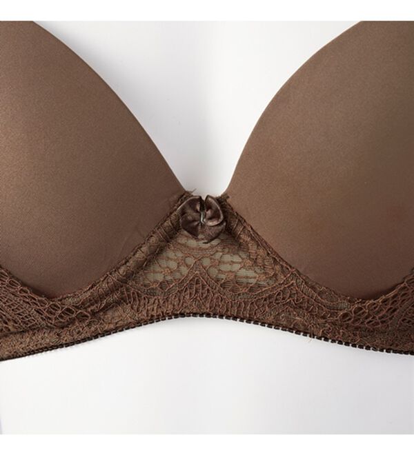 YU'NOW（ユナウ）の「しっかり脇高！美乳ブラセット（ブラジャー＆ショーツセット）」｜詳細画像
