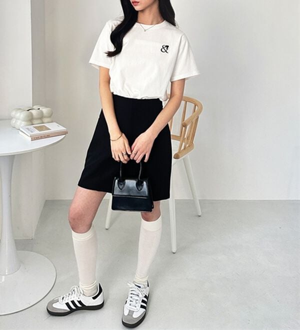 GeeRA（ジーラ）の「アンドハート刺しゅうＴシャツ（Tシャツ）」｜詳細画像