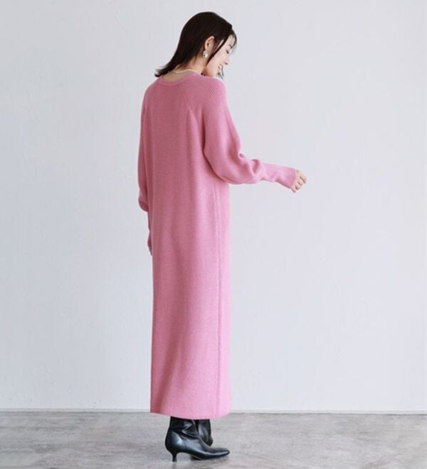 Pierrot（ピエロ）の「【Pierrot限定サイズ】パフスリーブロングニットワンピース（ニットワンピース）」｜詳細画像