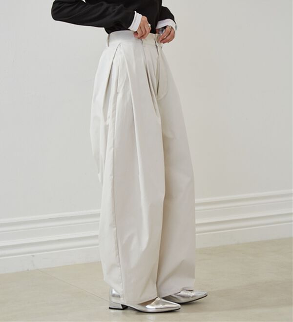 RANAN（ラナン）の「カーブシルエットサイドタックパンツ（フルレングスパンツ）」｜詳細画像