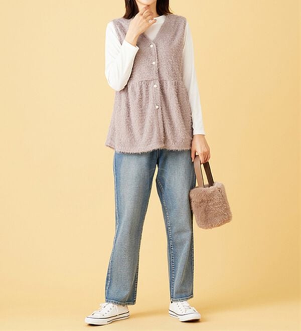 BELLUNA（ベルーナ）の「【2点セット】ラメシャギー素材ベストアンサンブル（アンサンブル）」｜詳細画像