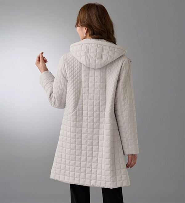 BELLUNA（ベルーナ）の「キルティング切替デザインコート（ハーフコート）」｜詳細画像
