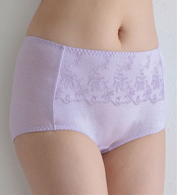 LAVIENNE（ラヴィエンヌ）の「綿９５％のすっぽり華やかショーツ　単品（ショーツ）」｜アッシュパープル