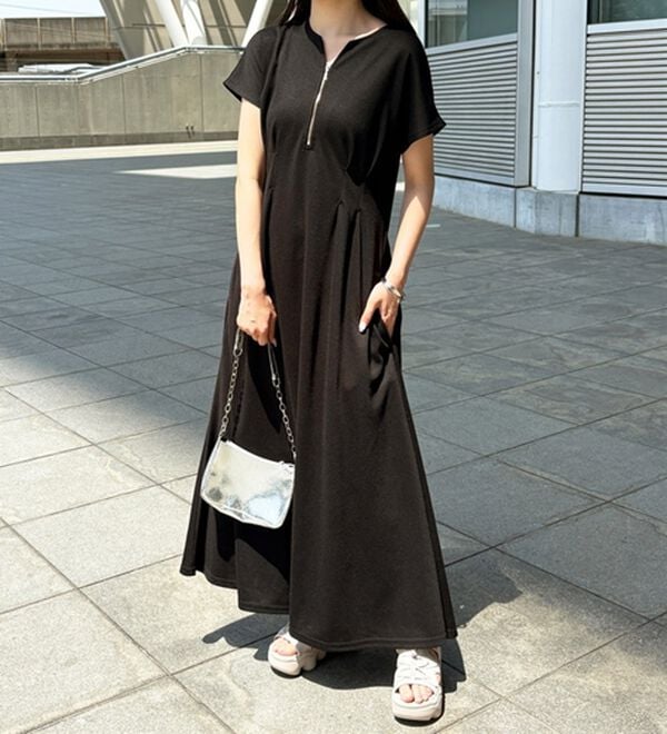 GeeRA（ジーラ）の「前後2WAYハーフジップフレンチ袖ワンピース（カットソーワンピース）」｜詳細画像