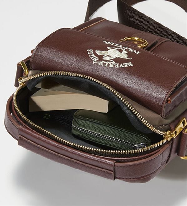 「＜ビバリーヒルズ・ポロクラブ＞縦型ショルダーバッグ（メンズショルダーバッグ）」｜詳細画像