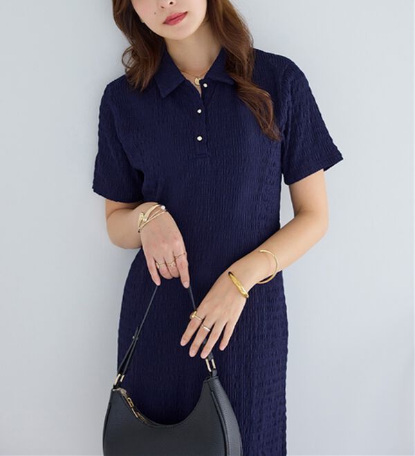 alotta（アロッタ）の「ゴールドボタンポロワンピース（カットソーワンピース）」｜ネイビー