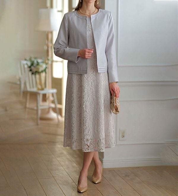 BELLUNA（ベルーナ）の「シャンタン素材ノーカラージャケットレースワンピースアンサンブル（ワンピースセットスーツ）」｜詳細画像