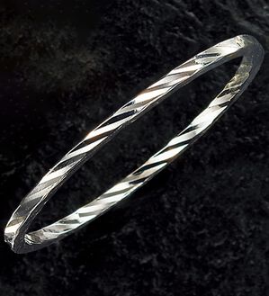 ルフラン（ルフラン）の「１８金・プラチナ煌めきカットリング（リング）」｜プラチナ