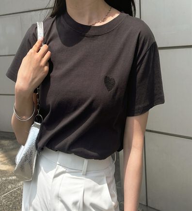 GeeRA（ジーラ）の「綿１００％アソート１ポイント刺しゅうＴシャツ（カットソー）」