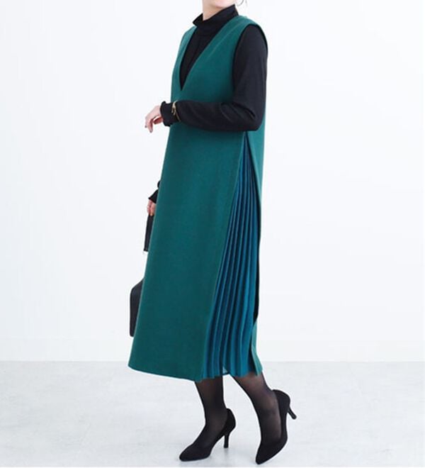 BELLUNA（ベルーナ）の「メルトン素材プリーツ使いジャンパードレス（ジャンパースカート）」｜詳細画像