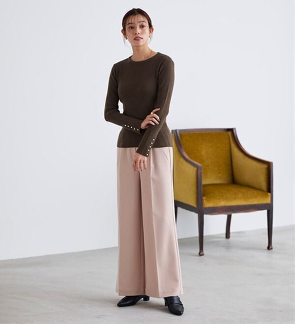 Pierrot（ピエロ）の「【選べるネック】もっちり袖パールニット（ニット・セーター）」｜詳細画像