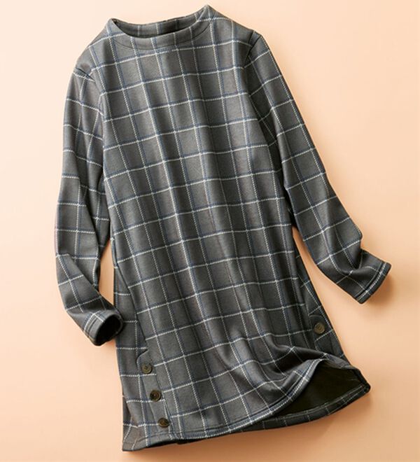 BELLUNA（ベルーナ）の「裏ベロアサイドボタン使いチュニック（チュニック）」｜詳細画像