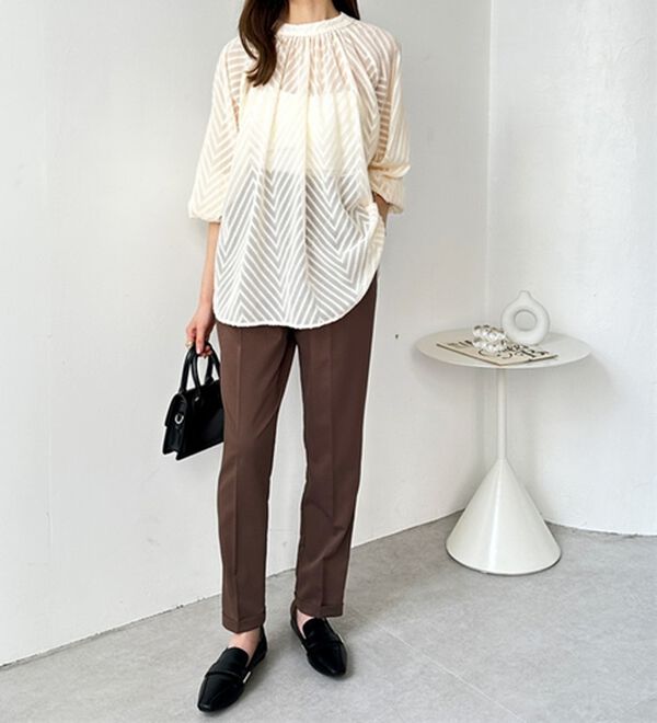 GeeRA（ジーラ）の「美脚とろみタックパンツ（フルレングスパンツ）」｜詳細画像