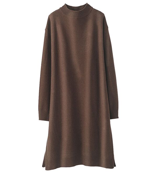 BELLUNA（ベルーナ）の「柄編スリットハイネックニットワンピース（ニットワンピース）」｜ブラウン
