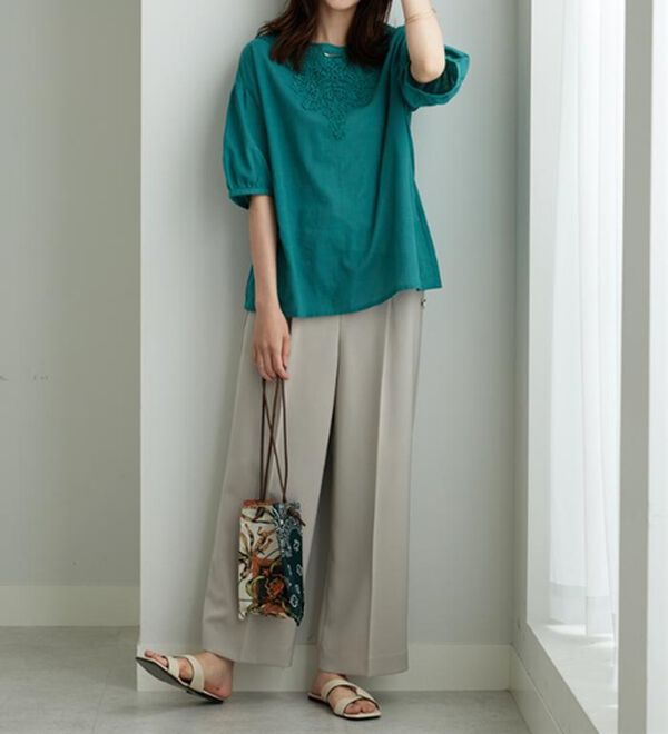 BELLUNA（ベルーナ）の「華やかモチーフレースデザインブラウス（ブラウス）」｜詳細画像