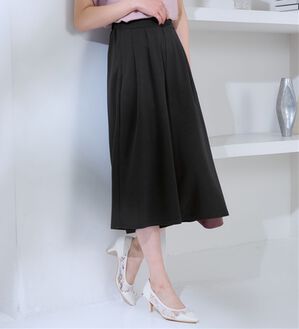 alotta（アロッタ）の「【選べる２丈】上品ドレープパンツ（ワイドパンツ・ガウチョ）」｜ブラック／ショート丈