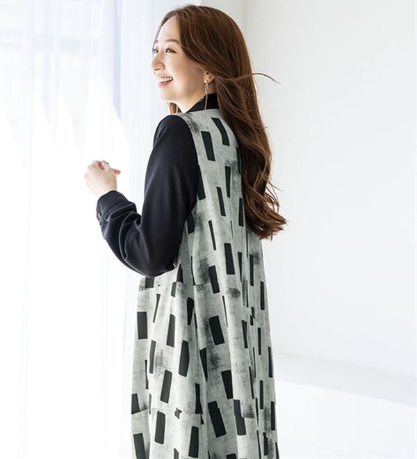 BELLUNA（ベルーナ）の「ふんわり体型カバー幾何柄プリントワンピース（その他ワンピース）」｜詳細画像