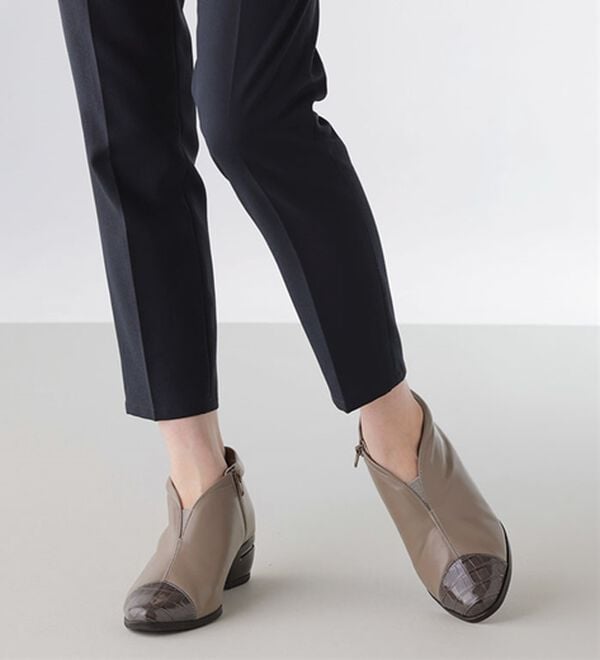 ルフラン（ルフラン）の「外反母趾対応　５Ｅ型押しコンビ　美脚ブーティ（ブーツ）」｜詳細画像