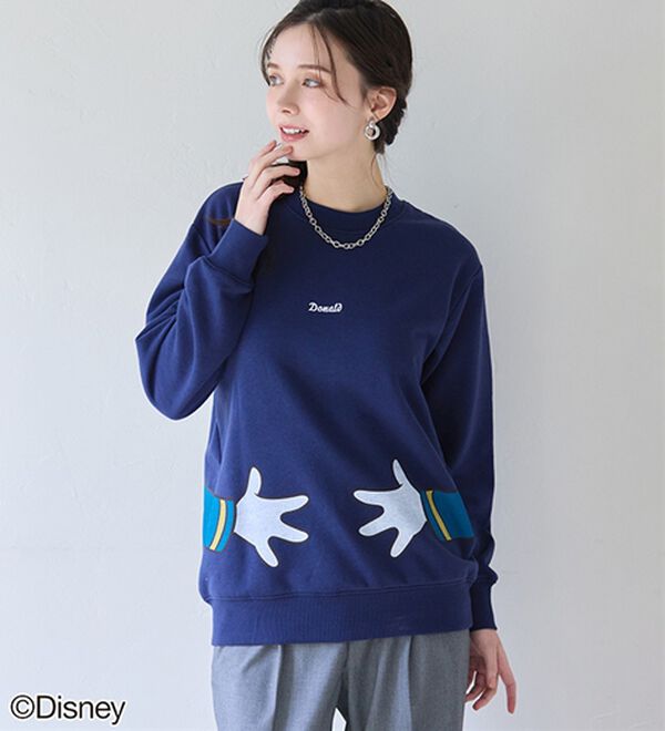 BELLUNA（ベルーナ）の「＜Ｄｉｓｎｅｙ＞【ドナルド＆デイジー】抱き着きプリント裏起毛トレーナー（カットソー）」｜ネイビー(ドナルド)