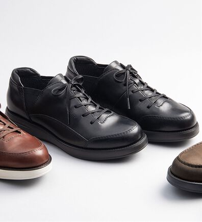 「リーガルウォーカー　タウンウォーキングシューズ（メンズスニーカー）」