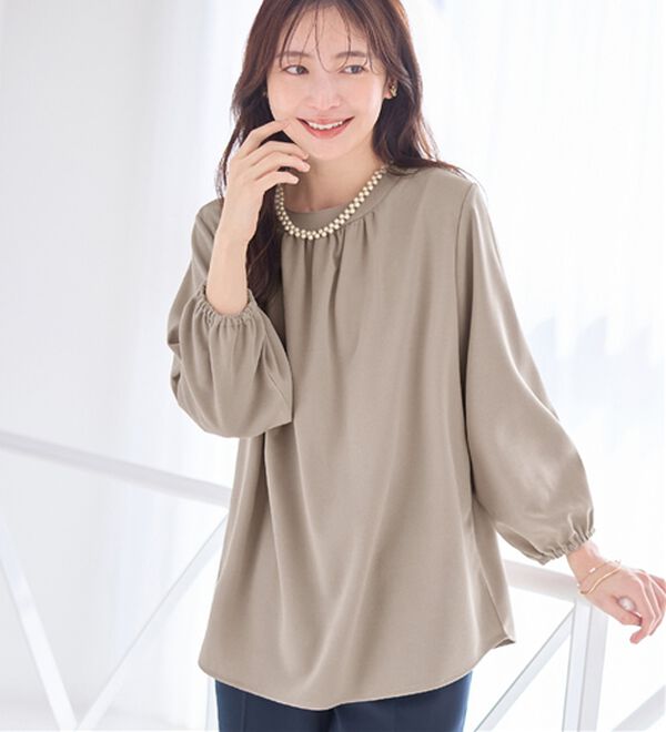 4つの機能付】らくキレイストレッチギャザーブラウス - ベルーナ【公式】