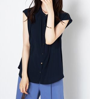 BELLUNA（ベルーナ）の「ギャザー使いフレンチスリーブブラウス（ブラウス）」｜ネイビー