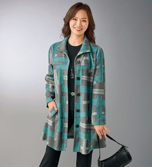 BELLUNA（ベルーナ）の「起毛素材幾何柄デザインコート（ハーフコート）」｜ブルー&times;杢グレー系