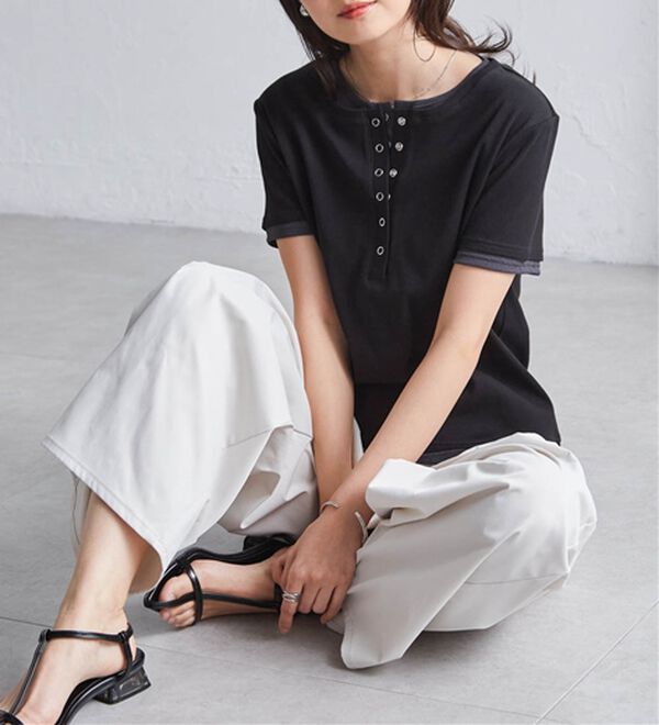 RANAN（ラナン）の「レイヤード風ヘンリーネックTシャツ（カットソー）」｜詳細画像