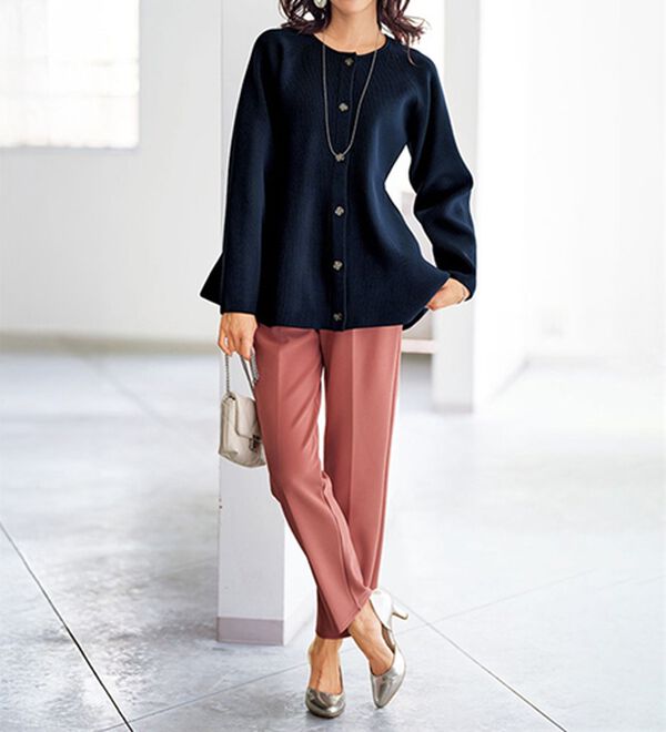 BELLUNA（ベルーナ）の「上品スポンディッシュニットペプラムカーディガン（ニットカーディガン）」｜詳細画像