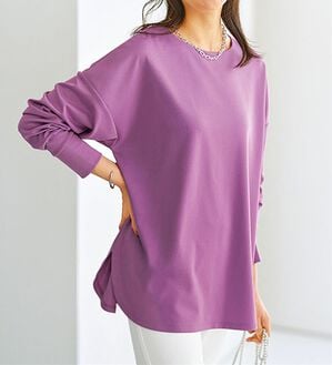 BELLUNA（ベルーナ）の「もちっとなめらか！大人顔サマ見えプルオーバー（カットソー）」｜ラベンダー