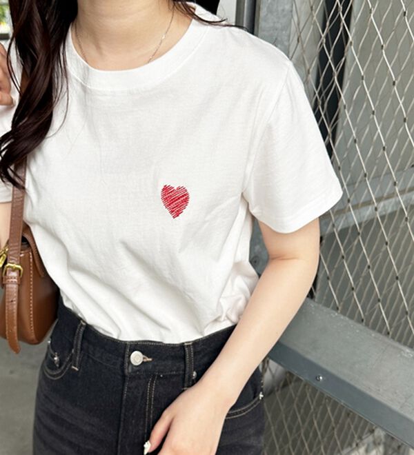 GeeRA（ジーラ）の「綿１００％アソート１ポイント刺しゅうＴシャツ（カットソー）」｜詳細画像