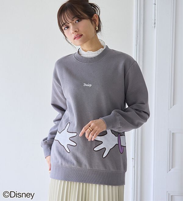 BELLUNA（ベルーナ）の「＜Ｄｉｓｎｅｙ＞【ドナルド＆デイジー】抱き着きプリント裏起毛トレーナー（カットソー）」｜詳細画像