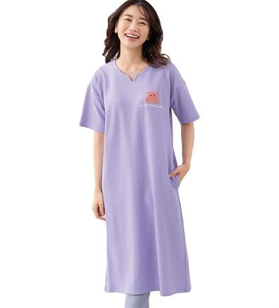 LAVIENNE（ラヴィエンヌ）の「＜遠赤外線ウェア＞ゆるスイミーサッカーワンピース（パジャマ・ルームウェア）」