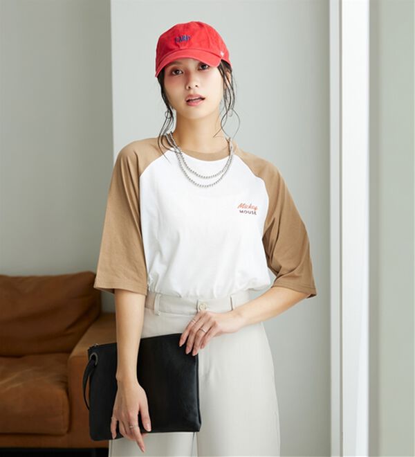 BELLUNA（ベルーナ）の「＜Ｄｉｓｎｅｙ＞【ミッキー】バックプリント７分丈ラグランＴシャツ（カットソー）」｜詳細画像