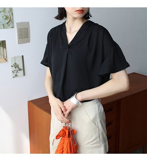 GeeRA（ジーラ）の「【再入荷】サラサラ涼しい！着やせも叶うフレアー袖ブラウス（ブラウス）」｜詳細画像