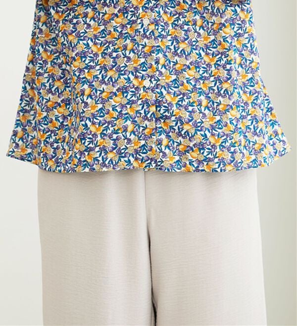 BELLUNA（ベルーナ）の「綿100％フルーツミックス柄ブラウス（ブラウス）」｜詳細画像