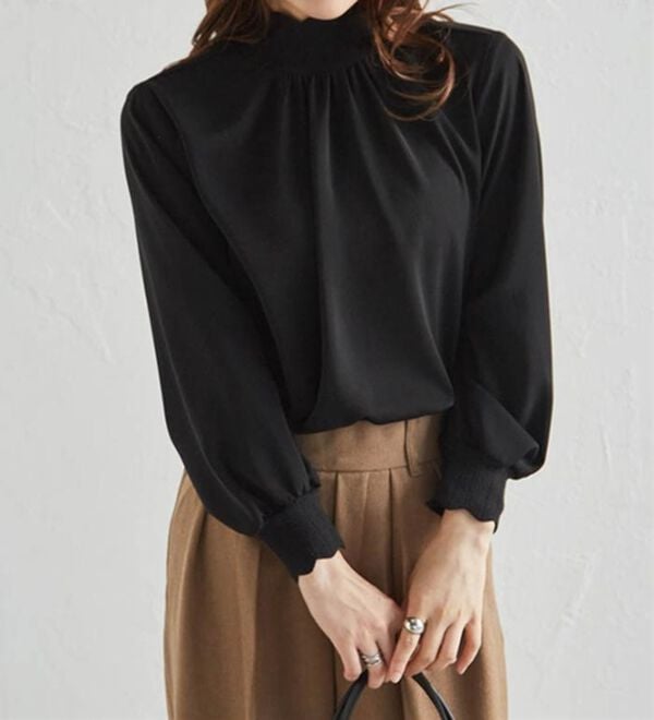 RANAN（ラナン）の「スカラップリブニット使いブラウス（ブラウス）」｜詳細画像