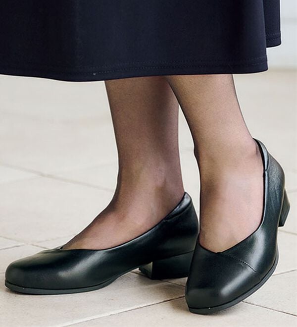 BELLUNA（ベルーナ）の「選べるワイズ切替牛革パンプス（パンプス）」｜詳細画像